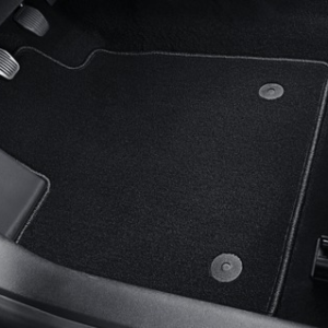 Predpražniki, spredaj standardni, črni